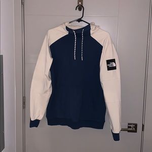 North Face Box Sweatshirt